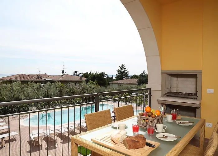 Corte Leonardo Apartment *